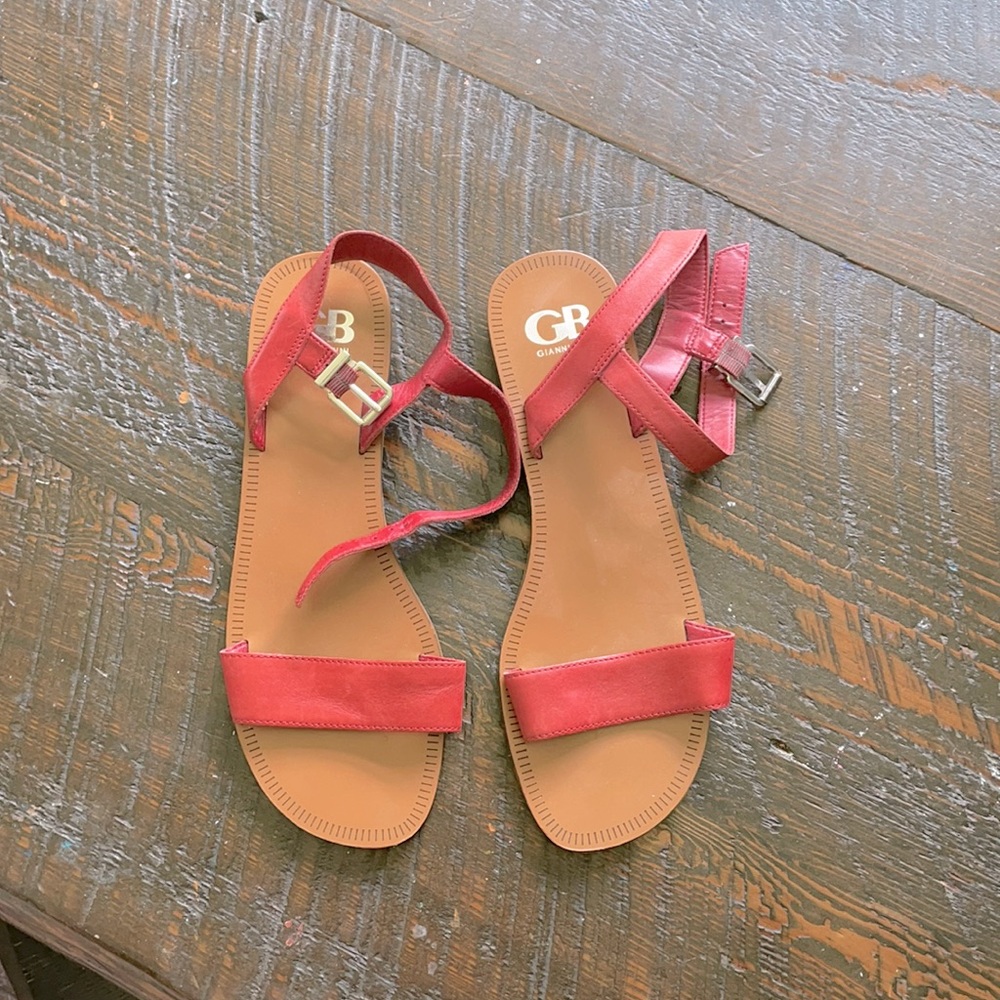 Gianni Bini sandals